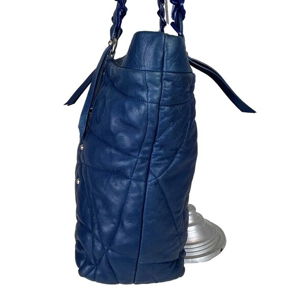 Stuart Weitzman Blue Quilted Shoulder Bag Tote Chain Strap Studded Leather Purse - Picture 3 of 16